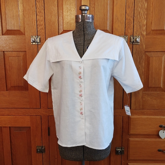 Vintage Karen Scott white embroidered sailor statement collar short sleeve top - Picture 2 of 11